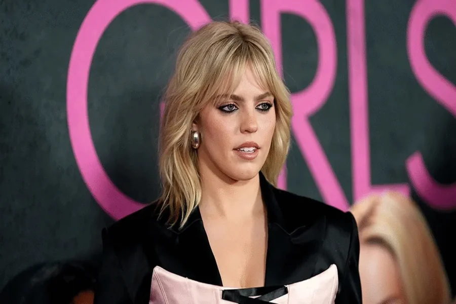 Renee Rapp Height